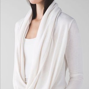 lululemon Twist & Wrap Sweater in Cream/Ivory